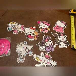 New Hello Kitty Wall Party Decorations & Streamers